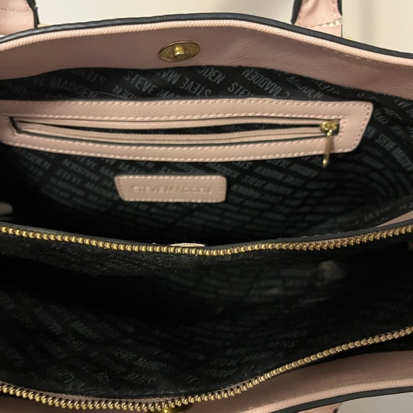 Steve Madden Purse - Picture 3 of 3